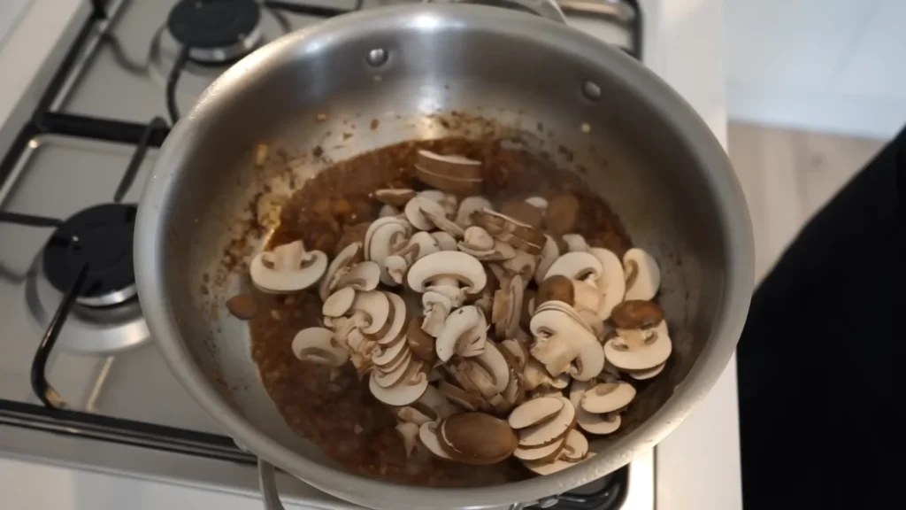 Lemon Chicken Mushroom Pasta 7 Sauté the Mushrooms