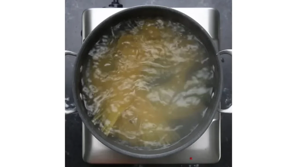 Lemon Garlic Shrimp Pasta 4 Cook the Pasta