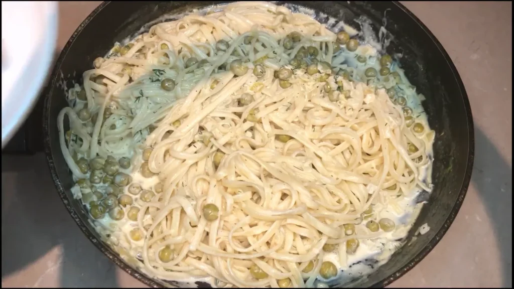 Smoked Salmon Linguine 14 Toss the Pasta