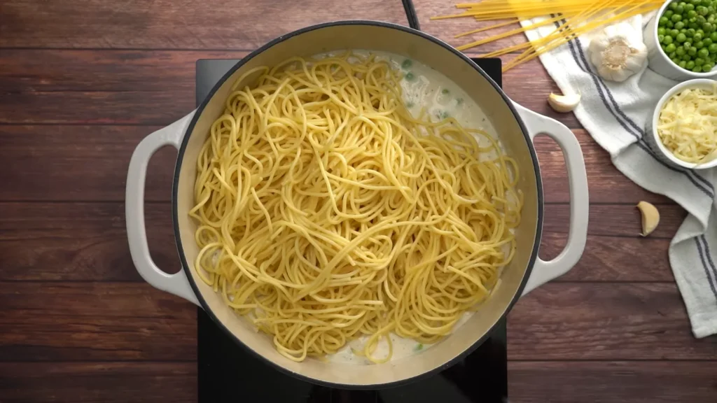 Chicken tetrazzini 17 Combine the Ingredients