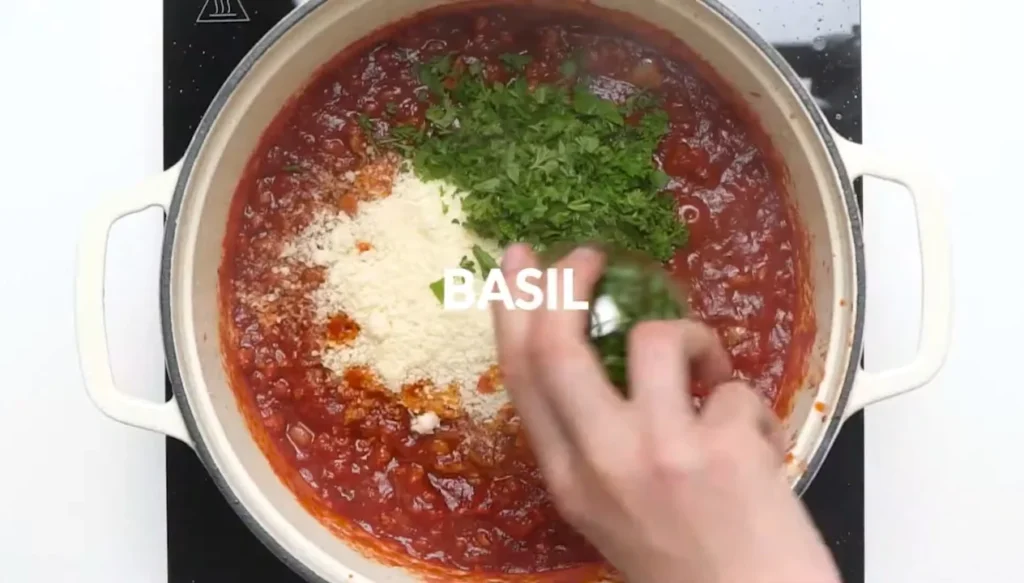Pasta Bake with Sausage 8 Prepare the Sauce