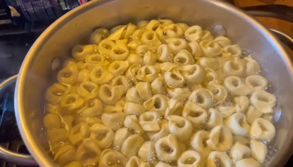 Chicken Tortellini Alfredo 6 Tortellini Tango