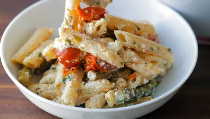 Feta Tomato Pasta 9 Serve and Revel Feta Tomato Pasta