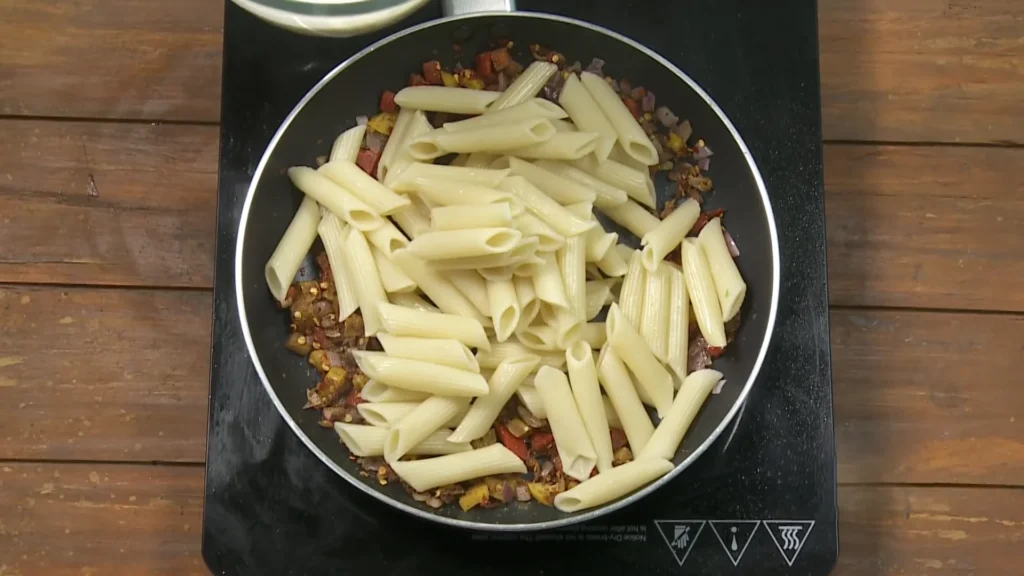 Mexican Pasta 6 Combine the Pasta