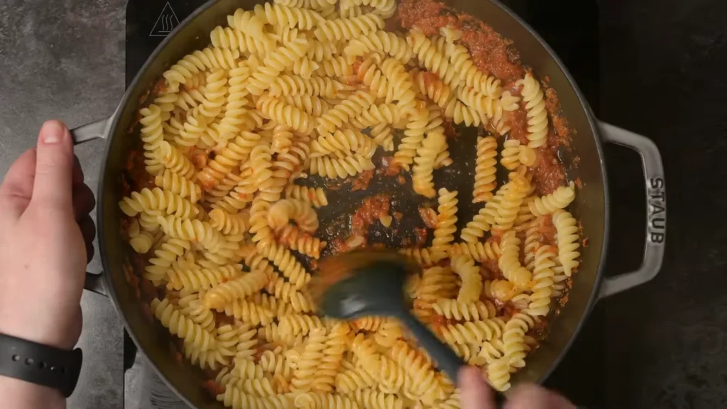 Sun dried tomato pasta 9 Combine Pasta and Sauce