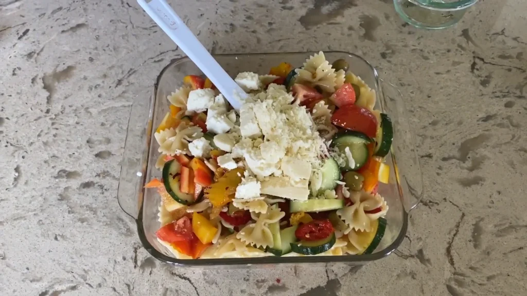 Spinach Farfalle Pasta Salad